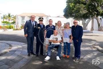 Condecoraciones para tres agentes de la Policía Local de Telde (Foto Antonio Alí y Francisco Javier Santana)